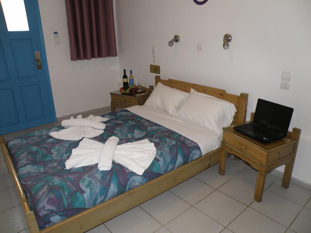 Amalthia Apartments Hersonissos  Oda fotoğraf